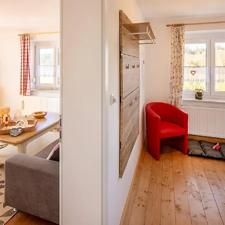 Apartment Hof Lebenslust Fuer Mensch Und Tier *